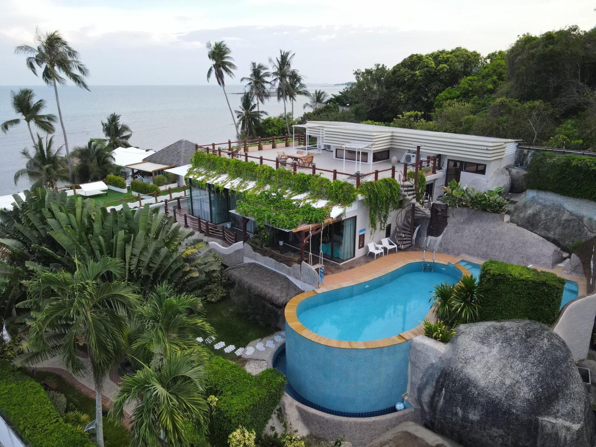The Rock Samui Beach Resort Lamai Beach  Bagian luar foto